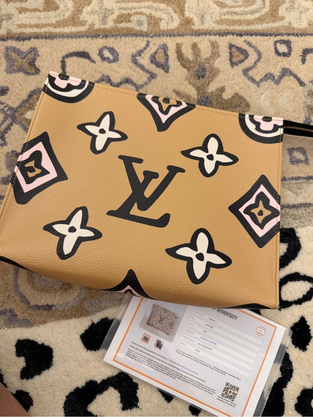 Louis Vuitton wild at heart toiletry cosmetic pouch 26 like new